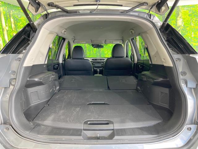 エクストレイル ２０Ｘｔｔ　エマージェンシーブレーキパッケージ　純正ナビ　全周囲カメラ　衝突被害軽減システム　電動リアゲート　レザーシート　コーナーセンサー　スマートキー　ＬＥＤヘッド　ビルトインＥＴＣ　クルコン　純正１８インチアルミ　オートハイビーム（10枚目）