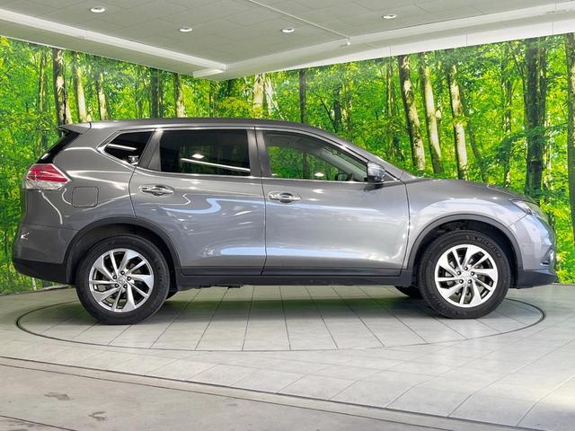 エクストレイル ２０Ｘｔｔ　エマージェンシーブレーキパッケージ　純正ナビ　全周囲カメラ　衝突被害軽減システム　電動リアゲート　レザーシート　コーナーセンサー　スマートキー　ＬＥＤヘッド　ビルトインＥＴＣ　クルコン　純正１８インチアルミ　オートハイビーム（24枚目）