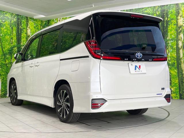 ノア ハイブリッドＳ－Ｚ　両側電動ドア　後席モニター　全周囲カメラ　衝突被害軽減システム　レーダークルーズ　禁煙車　ハーフレザーシート　ドラレコ　コーナーセンサー　スマートキー　ＬＥＤヘッド　ＥＴＣ２．０（24枚目）