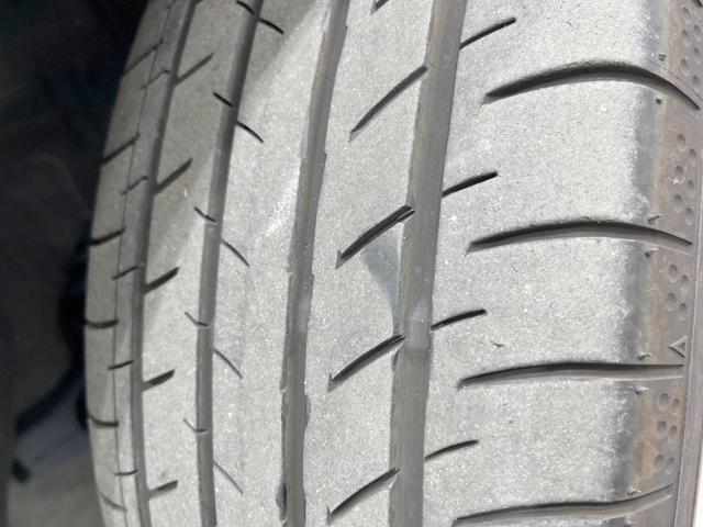 ノア ハイブリッドＳ－Ｚ　両側電動ドア　後席モニター　全周囲カメラ　衝突被害軽減システム　レーダークルーズ　禁煙車　ハーフレザーシート　ドラレコ　コーナーセンサー　スマートキー　ＬＥＤヘッド　ＥＴＣ２．０（28枚目）