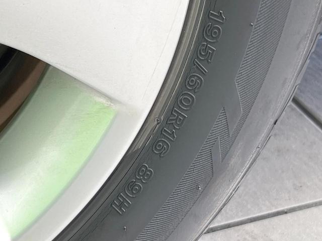 セレナ ハイウェイスター　Ｓ－ハイブリッド　電動スライドドア　後席モニター　バックカメラ　禁煙車　スマートキー　ＨＩＤヘッド　ＥＴＣ　クルコン　純正１６インチアルミ　オートライト　オートエアコン　リアエアコン　Ｂｌｕｅｔｏｏｔｈ　ＣＤ（30枚目）