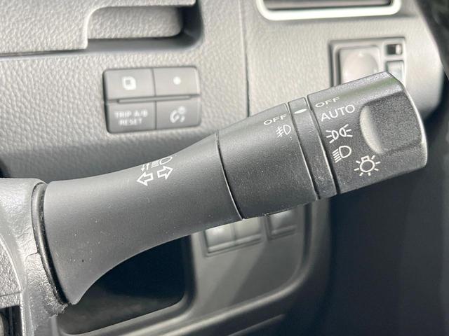 セレナ ハイウェイスター　Ｓ－ハイブリッド　電動スライドドア　後席モニター　バックカメラ　禁煙車　スマートキー　ＨＩＤヘッド　ＥＴＣ　クルコン　純正１６インチアルミ　オートライト　オートエアコン　リアエアコン　Ｂｌｕｅｔｏｏｔｈ　ＣＤ（37枚目）