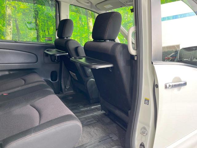 セレナ ハイウェイスター　Ｓ－ハイブリッド　電動スライドドア　後席モニター　バックカメラ　禁煙車　スマートキー　ＨＩＤヘッド　ＥＴＣ　クルコン　純正１６インチアルミ　オートライト　オートエアコン　リアエアコン　Ｂｌｕｅｔｏｏｔｈ　ＣＤ（52枚目）