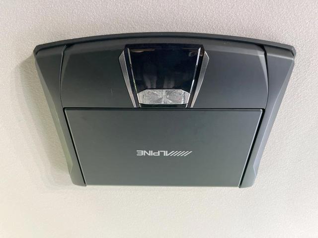 セレナ ハイウェイスター　Ｓ－ハイブリッド　電動スライドドア　後席モニター　バックカメラ　禁煙車　スマートキー　ＨＩＤヘッド　ＥＴＣ　クルコン　純正１６インチアルミ　オートライト　オートエアコン　リアエアコン　Ｂｌｕｅｔｏｏｔｈ　ＣＤ（54枚目）