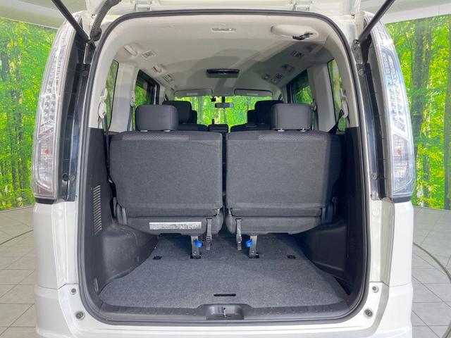 セレナ ハイウェイスター　Ｓ－ハイブリッド　電動スライドドア　後席モニター　バックカメラ　禁煙車　スマートキー　ＨＩＤヘッド　ＥＴＣ　クルコン　純正１６インチアルミ　オートライト　オートエアコン　リアエアコン　Ｂｌｕｅｔｏｏｔｈ　ＣＤ（56枚目）