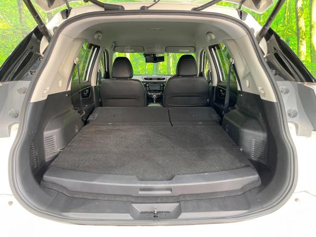 エクストレイル 20X ハイブリッド エマージェンシーブレーキP 4WD 純正ナビ 衝突被害軽減システム 全周囲カメラ 電動リアゲート スマートキー LEDヘッド ハーフレザーシート コーナーセンサー ビルトインETC クルコン 純正17インチアルミ オートライト(10枚目)