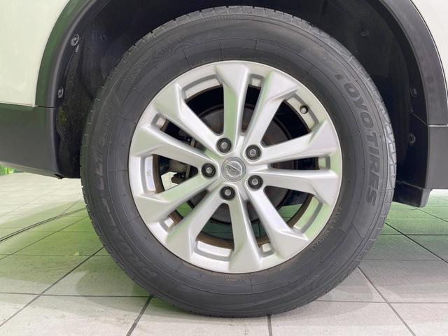 エクストレイル 20X ハイブリッド エマージェンシーブレーキP 4WD 純正ナビ 衝突被害軽減システム 全周囲カメラ 電動リアゲート スマートキー LEDヘッド ハーフレザーシート コーナーセンサー ビルトインETC クルコン 純正17インチアルミ オートライト(26枚目)