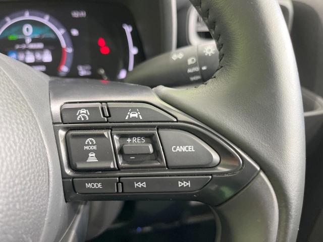 シエンタ Ｚ　両側電動ドア　全周囲カメラ　衝突被害軽減システム　レーダークルーズ　禁煙車　コーナーセンサー　スマートキー　ＬＥＤヘッド　ビルトインＥＴＣ　純正１５インチアルミ　オートハイビーム　車線逸脱警報（6枚目）