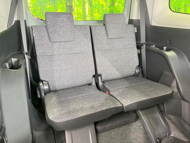 シエンタ Ｚ　両側電動ドア　全周囲カメラ　衝突被害軽減システム　レーダークルーズ　禁煙車　コーナーセンサー　スマートキー　ＬＥＤヘッド　ビルトインＥＴＣ　純正１５インチアルミ　オートハイビーム　車線逸脱警報（10枚目）