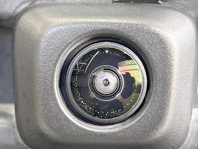 シエンタ Ｚ　両側電動ドア　全周囲カメラ　衝突被害軽減システム　レーダークルーズ　禁煙車　コーナーセンサー　スマートキー　ＬＥＤヘッド　ビルトインＥＴＣ　純正１５インチアルミ　オートハイビーム　車線逸脱警報（27枚目）