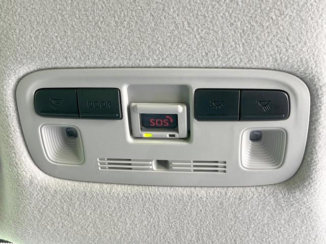 シエンタ Ｚ　両側電動ドア　全周囲カメラ　衝突被害軽減システム　レーダークルーズ　禁煙車　コーナーセンサー　スマートキー　ＬＥＤヘッド　ビルトインＥＴＣ　純正１５インチアルミ　オートハイビーム　車線逸脱警報（51枚目）