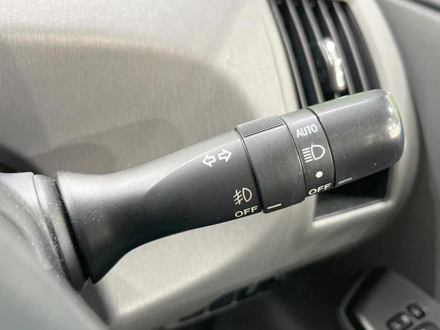 プリウスアルファ Ｓ　チューン　ブラック　純正ＳＤナビ　バックカメラ　ドラレコ　スマートキー　ビルトインＥＴＣ　純正１６インチアルミ　オートライト　オートエアコン　ＣＤ　ＤＶＤ再生　フルセグ（6枚目）