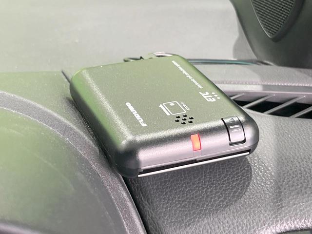 ヤリスクロス ハイブリッドZ 純正ナビ機能付DA 衝突被害軽減システム レーダークルーズ 全周囲カメラ ハーフレザーシート パワーシート コーナーセンサー スマートキー LEDヘッド ETC 純正18インチアルミ オートハイビーム(5枚目)