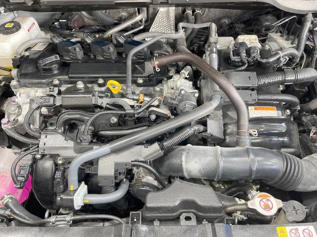 ヤリスクロス ハイブリッドZ 純正ナビ機能付DA 衝突被害軽減システム レーダークルーズ 全周囲カメラ ハーフレザーシート パワーシート コーナーセンサー スマートキー LEDヘッド ETC 純正18インチアルミ オートハイビーム(18枚目)