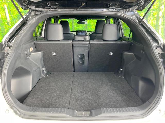 ヤリスクロス ハイブリッドZ 純正ナビ機能付DA 衝突被害軽減システム レーダークルーズ 全周囲カメラ ハーフレザーシート パワーシート コーナーセンサー スマートキー LEDヘッド ETC 純正18インチアルミ オートハイビーム(49枚目)