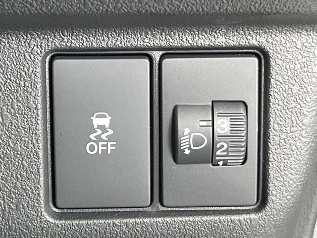 Ｎ－ＢＯＸカスタム ベースグレード　電動スライドドア　バックカメラ　衝突被害軽減システム　レーダークルーズ　禁煙車　コーナーセンサー　スマートキー　ＬＥＤヘッド　ビルトインＥＴＣ　純正１４インチアルミ　車線逸脱警報　オートライト（39枚目）