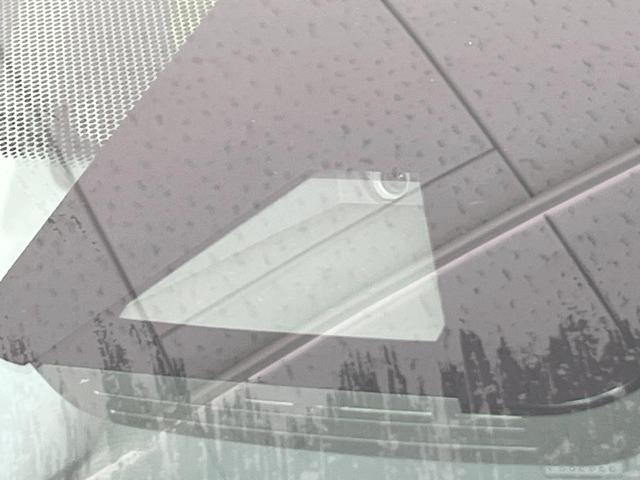 ヤリスクロス G 全周囲カメラ 衝突被害軽減システム レーダークルーズ 禁煙車 コーナーセンサー スマートキー LEDヘッド ETC 純正16インチアルミ 車線逸脱警報 オートライト オートエアコン(5枚目)