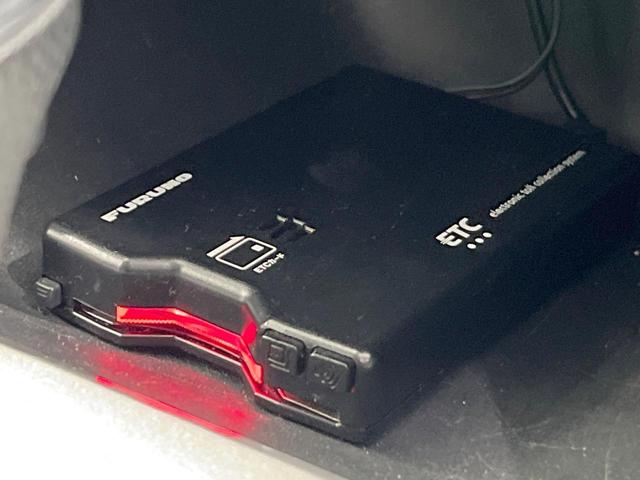 ヤリスクロス G 全周囲カメラ 衝突被害軽減システム レーダークルーズ 禁煙車 コーナーセンサー スマートキー LEDヘッド ETC 純正16インチアルミ 車線逸脱警報 オートライト オートエアコン(7枚目)