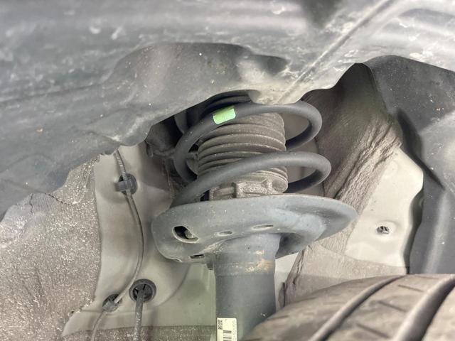 ヤリスクロス G 全周囲カメラ 衝突被害軽減システム レーダークルーズ 禁煙車 コーナーセンサー スマートキー LEDヘッド ETC 純正16インチアルミ 車線逸脱警報 オートライト オートエアコン(28枚目)