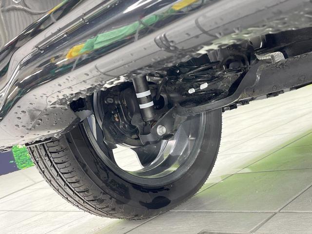 スペーシアカスタム ハイブリッドＸＳ　両側電動ドア　衝突被害軽減システム　レーダークルーズ　禁煙車　ハーフレザーシート　コーナーセンサー　スマートキー　ＬＥＤヘッド　純正１５インチアルミ　オートハイビーム　車線逸脱警報　オートライト（20枚目）