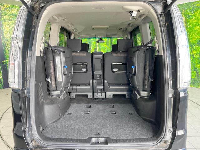 セレナ ハイウェイスター　Ｖセレクション＋セーフティ　ＳＨＶ　両側電動ドア　純正ＳＤナビ　後席モニター　バックカメラ　衝突被害軽減システム　禁煙車　スマートキー　ＥＴＣ　純正１６インチアルミ　オートライト　オートエアコン　リアエアコン（12枚目）