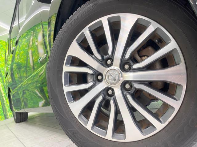 セレナ ハイウェイスター　Ｖセレクション＋セーフティ　ＳＨＶ　両側電動ドア　純正ＳＤナビ　後席モニター　バックカメラ　衝突被害軽減システム　禁煙車　スマートキー　ＥＴＣ　純正１６インチアルミ　オートライト　オートエアコン　リアエアコン（14枚目）