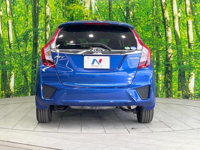 フィットハイブリッド Ｌパッケージ　衝突被害軽減システム　バックカメラ　ハーフレザーシート　スマートキー　ＬＥＤヘッド　ビルトインＥＴＣ　クルコン　オートライト　オートエアコン　ＣＤ　地デジ（15枚目）