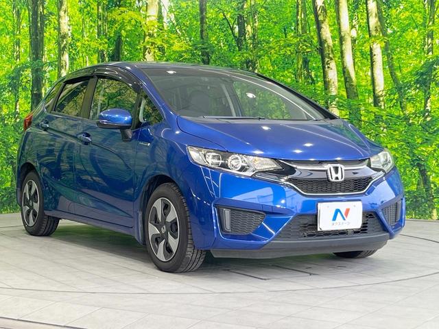 フィットハイブリッド Ｌパッケージ　衝突被害軽減システム　バックカメラ　ハーフレザーシート　スマートキー　ＬＥＤヘッド　ビルトインＥＴＣ　クルコン　オートライト　オートエアコン　ＣＤ　地デジ（16枚目）