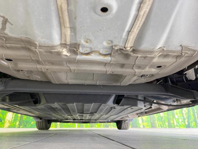 フィットハイブリッド Ｌパッケージ　衝突被害軽減システム　バックカメラ　ハーフレザーシート　スマートキー　ＬＥＤヘッド　ビルトインＥＴＣ　クルコン　オートライト　オートエアコン　ＣＤ　地デジ（19枚目）