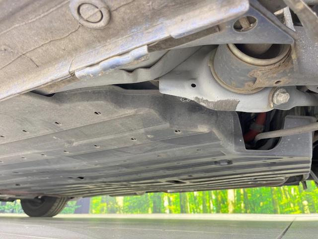 フィットハイブリッド Ｌパッケージ　衝突被害軽減システム　バックカメラ　ハーフレザーシート　スマートキー　ＬＥＤヘッド　ビルトインＥＴＣ　クルコン　オートライト　オートエアコン　ＣＤ　地デジ（29枚目）