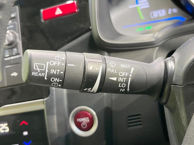 フィットハイブリッド Ｌパッケージ　衝突被害軽減システム　バックカメラ　ハーフレザーシート　スマートキー　ＬＥＤヘッド　ビルトインＥＴＣ　クルコン　オートライト　オートエアコン　ＣＤ　地デジ（39枚目）