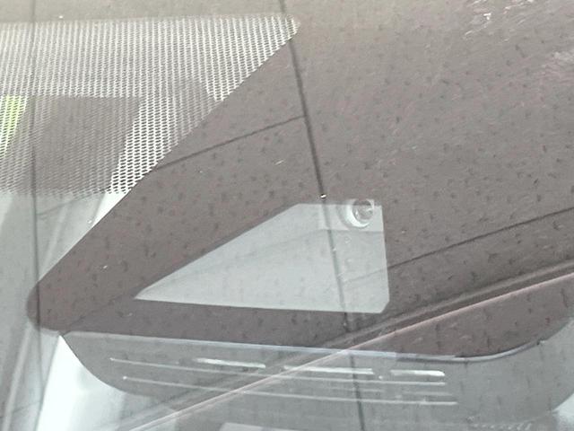 ヤリスクロス X バックカメラ 衝突被害軽減システム レーダークルーズ 禁煙車 ドラレコ コーナーセンサー スマートキー ETC オートハイビーム オートライト オートエアコン Bluetooth(4枚目)