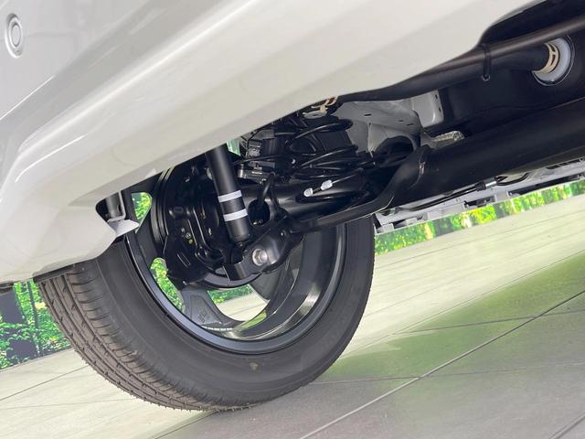 スペーシアカスタム ハイブリッドＸＳ　届出済未使用車　両側電動ドア　全周囲カメラ　衝突被害軽減システム　レーダークルーズ　ハーフレザーシート　コーナーセンサー　スマートキー　ＬＥＤヘッド　純正１５インチアルミ　オートハイビーム（20枚目）