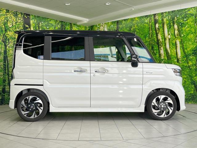 スペーシアカスタム ハイブリッドＸＳ　届出済未使用車　両側電動ドア　全周囲カメラ　衝突被害軽減システム　レーダークルーズ　ハーフレザーシート　コーナーセンサー　スマートキー　ＬＥＤヘッド　純正１５インチアルミ　オートハイビーム（24枚目）