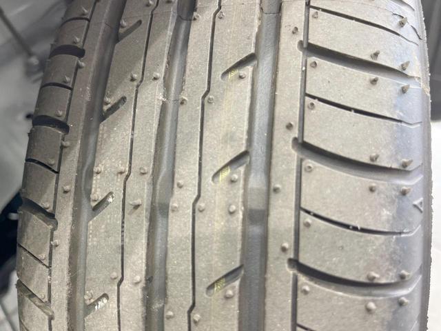 スペーシアカスタム ハイブリッドＸＳ　届出済未使用車　両側電動ドア　全周囲カメラ　衝突被害軽減システム　レーダークルーズ　ハーフレザーシート　コーナーセンサー　スマートキー　ＬＥＤヘッド　純正１５インチアルミ　オートハイビーム（26枚目）