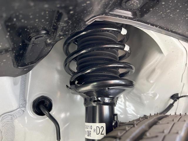 スペーシアカスタム ハイブリッドＸＳ　届出済未使用車　両側電動ドア　全周囲カメラ　衝突被害軽減システム　レーダークルーズ　ハーフレザーシート　コーナーセンサー　スマートキー　ＬＥＤヘッド　純正１５インチアルミ　オートハイビーム（27枚目）