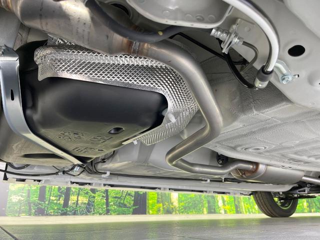 スペーシアカスタム ハイブリッドＸＳ　届出済未使用車　両側電動ドア　全周囲カメラ　衝突被害軽減システム　レーダークルーズ　ハーフレザーシート　コーナーセンサー　スマートキー　ＬＥＤヘッド　純正１５インチアルミ　オートハイビーム（32枚目）