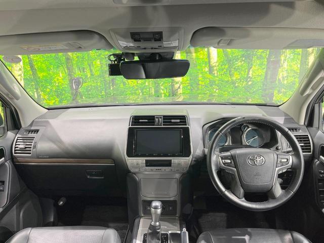 ランドクルーザープラド TX Lパッケージ 4WD サンルーフ 純正SDナビ バックカメラ 衝突被害軽減システム 禁煙車 黒革シート 前席シートエアコン ドラレコ コーナーセンサー スマートキー LEDヘッド ビルトインETC(2枚目)