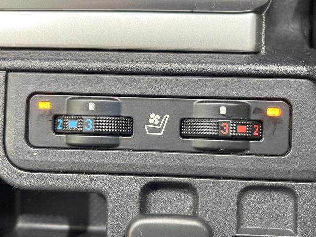 ランドクルーザープラド TX Lパッケージ 4WD サンルーフ 純正SDナビ バックカメラ 衝突被害軽減システム 禁煙車 黒革シート 前席シートエアコン ドラレコ コーナーセンサー スマートキー LEDヘッド ビルトインETC(7枚目)