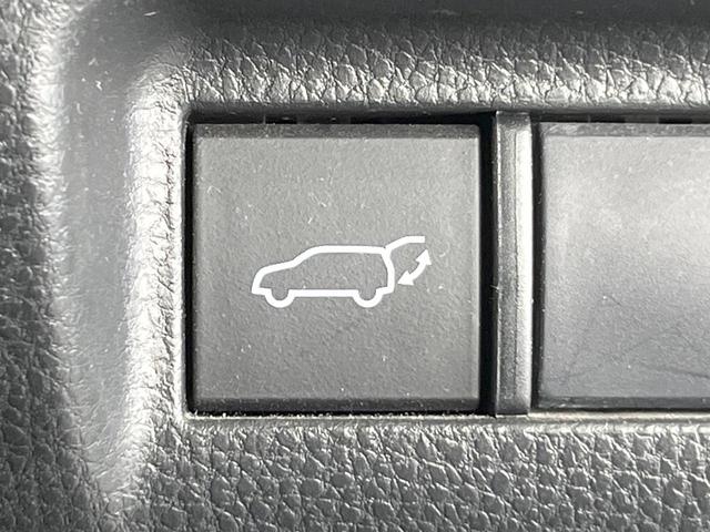 ハリアー Z フルエアロ バックカメラ 衝突被害軽減システム 禁煙車 電動リアゲート ハーフレザーシート パワーシート コーナーセンサー スマートキー LEDヘッド ETC2.0 クルコン 純正19インチアルミ(7枚目)