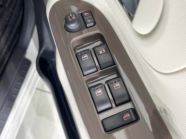 ムーヴキャンバス Xメイクアップリミテッド SAIII SDナビ 衝突被害軽減システム 両側電動ドア 全周囲カメラ スマートキー オートライト ETC オートハイビーム オートエアコン Bluetooth CD フルセグ LEDフォグ(41枚目)