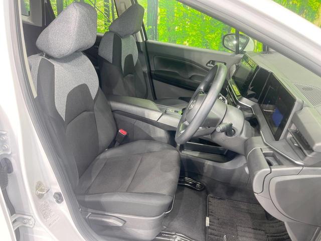 ノート S 純正SDナビ 全周囲カメラ 衝突被害軽減システム 禁煙車 ドラレコ コーナーセンサー スマートキー ビルトインETC 車線逸脱警報 オートライト オートエアコン Bluetooth CD フルセグ(8枚目)