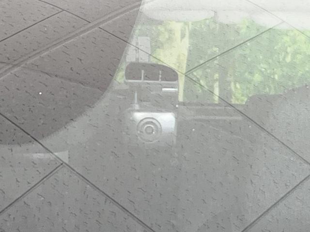 ノート S 純正SDナビ 全周囲カメラ 衝突被害軽減システム 禁煙車 ドラレコ コーナーセンサー スマートキー ビルトインETC 車線逸脱警報 オートライト オートエアコン Bluetooth CD フルセグ(27枚目)