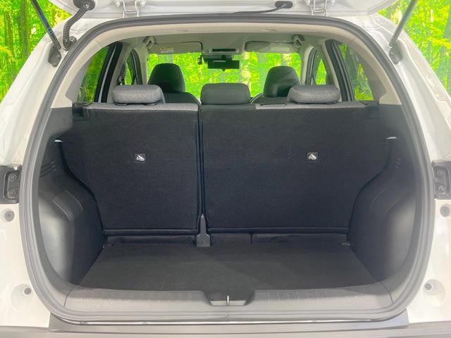 ノート S 純正SDナビ 全周囲カメラ 衝突被害軽減システム 禁煙車 ドラレコ コーナーセンサー スマートキー ビルトインETC 車線逸脱警報 オートライト オートエアコン Bluetooth CD フルセグ(55枚目)