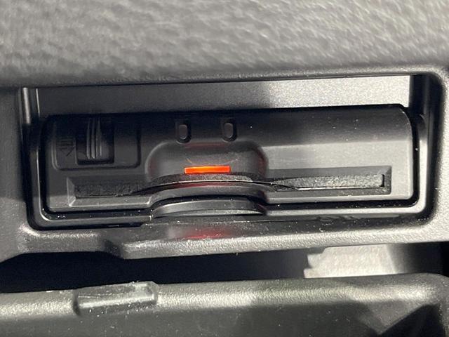 セレナ ハイウェイスター 純正ナビ 衝突被害軽減システム プロパイロット 両側電動ドア 後席モニター 全周囲カメラ コーナーセンサー スマートキー ビルトインETC 純正16インチアルミ 車線逸脱警報 オートライト(7枚目)