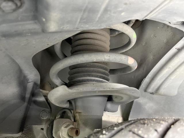 セレナ ハイウェイスター 純正ナビ 衝突被害軽減システム プロパイロット 両側電動ドア 後席モニター 全周囲カメラ コーナーセンサー スマートキー ビルトインETC 純正16インチアルミ 車線逸脱警報 オートライト(29枚目)