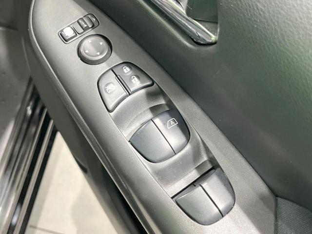 セレナ ハイウェイスター 純正ナビ 衝突被害軽減システム プロパイロット 両側電動ドア 後席モニター 全周囲カメラ コーナーセンサー スマートキー ビルトインETC 純正16インチアルミ 車線逸脱警報 オートライト(52枚目)