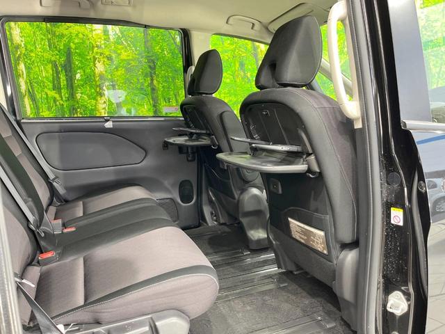 セレナ ハイウェイスター 純正ナビ 衝突被害軽減システム プロパイロット 両側電動ドア 後席モニター 全周囲カメラ コーナーセンサー スマートキー ビルトインETC 純正16インチアルミ 車線逸脱警報 オートライト(55枚目)