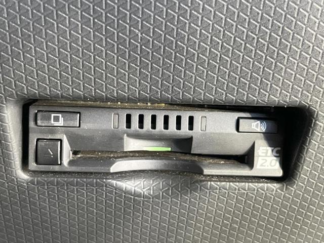 タント カスタムX 両側電動ドア SDナビ 衝突被害軽減システム ハーフレザーシート スマートキー LEDヘッド 純正15インチアルミ オートライト オートエアコン Bluetooth CD DVD再生(7枚目)