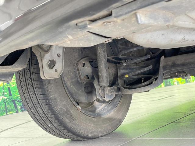 アクア S 純正SDナビ バックカメラ スマートキー ビルトインETC オートライト オートエアコン Bluetooth CD 地デジ パワーウインドウ パワーステアリング トラクションコントロール(20枚目)